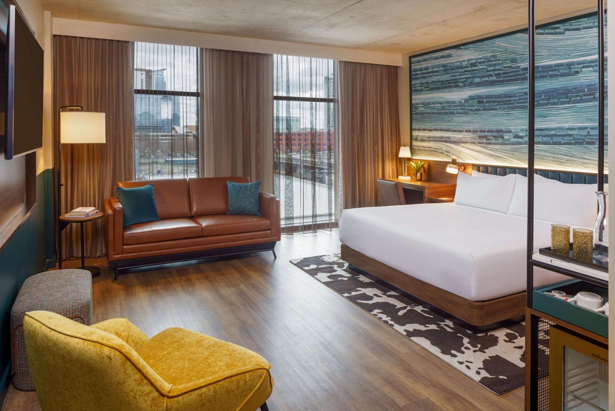 Caption By Hyatt Downtown Nashville/The Gulch Exterior photo