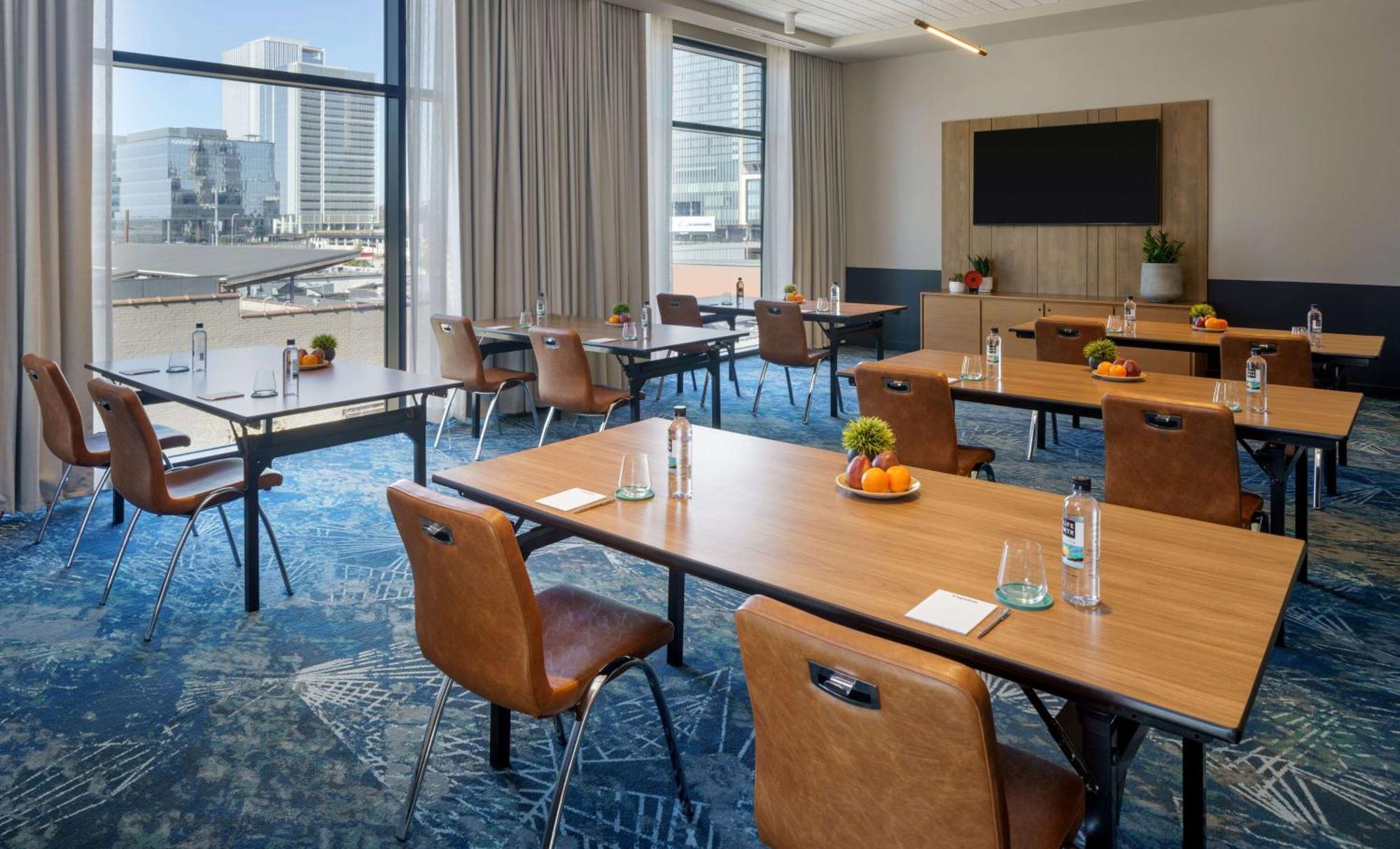 Caption By Hyatt Downtown Nashville/The Gulch Exterior photo