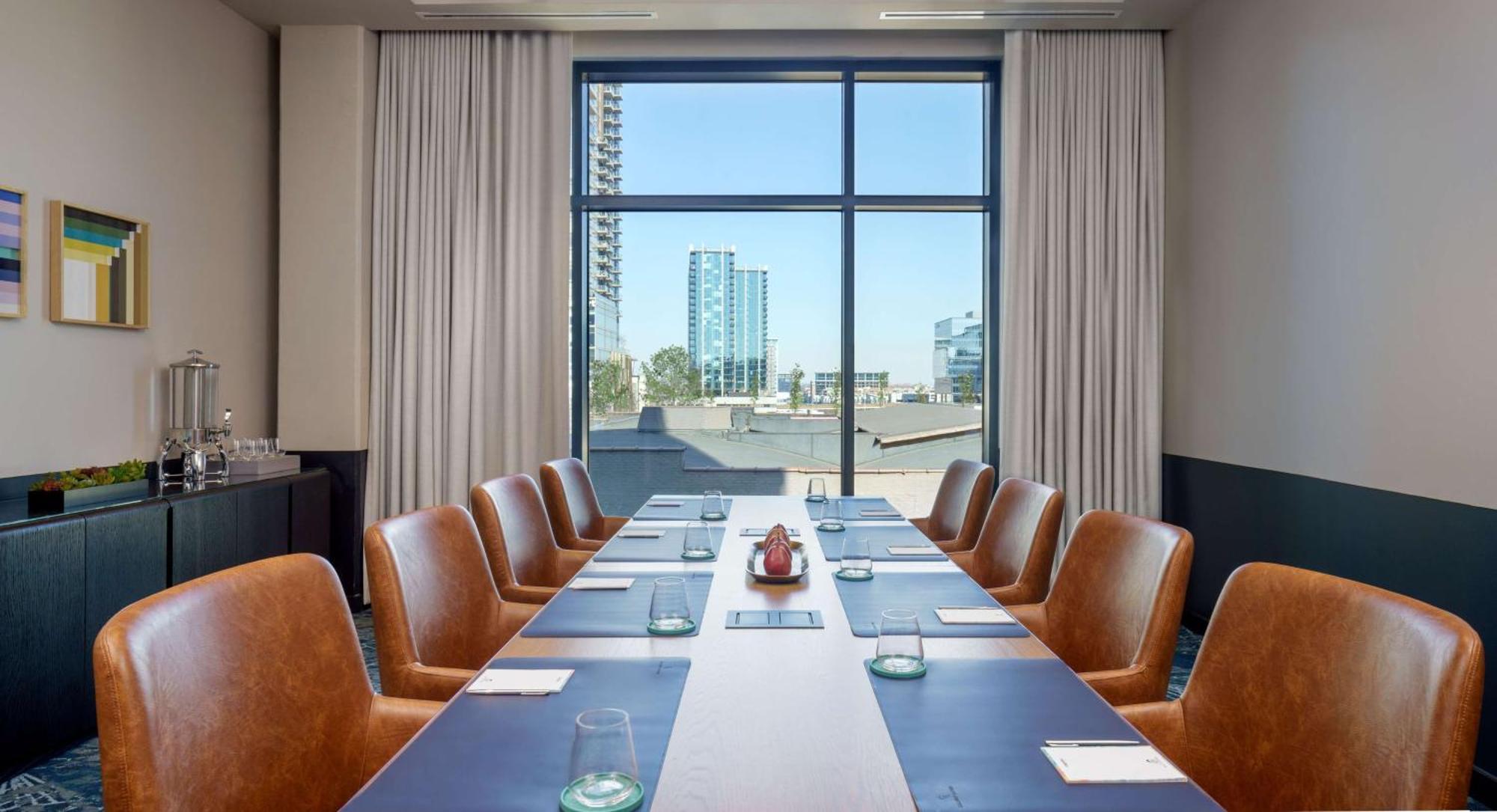 Caption By Hyatt Downtown Nashville/The Gulch Exterior photo